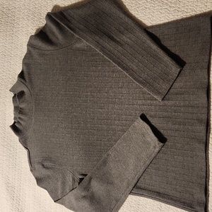 Hastings & Smith women's mock turtleneck.